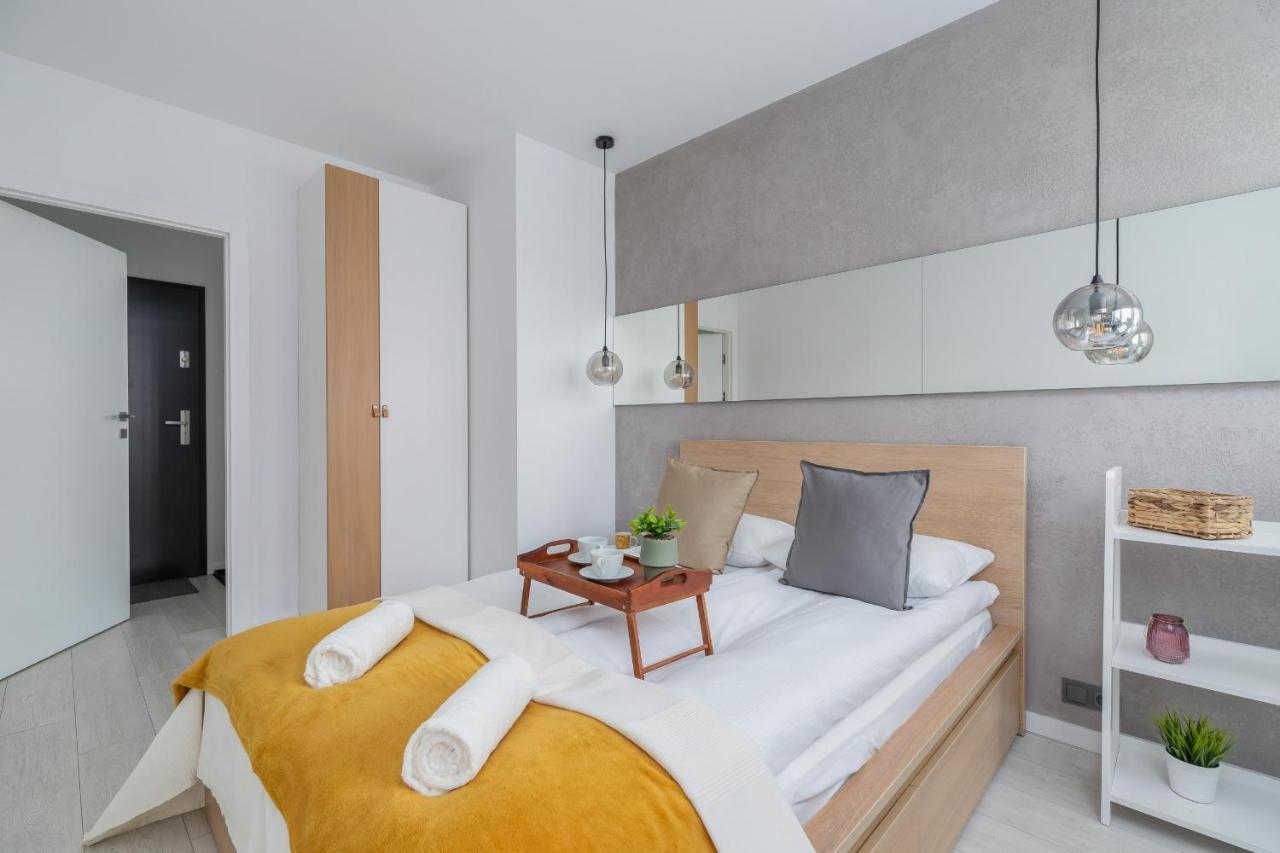 City Centre & Modern Quiet Apartment With Parking By Renters Prestige Краков Экстерьер фото